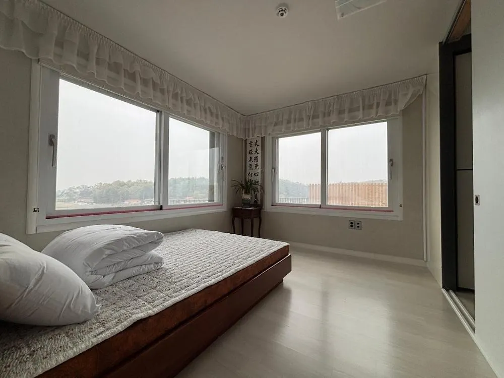 Holiday home House Of Rising Sun - Nanhee House Villa Incheon South Korea