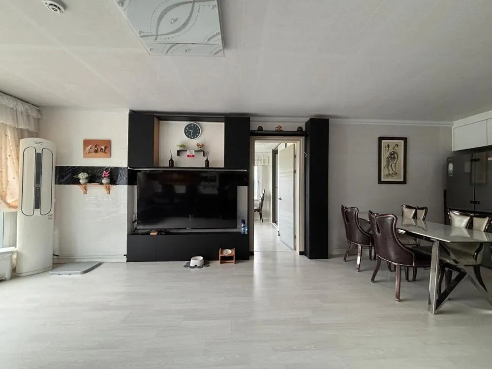 Rumah liburan House Of Rising Sun - Nanhee House Villa Incheon